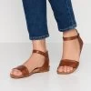 Women's Anna Field LEATHER Flat Buckle Sandals Brown | KLQYEBU-28